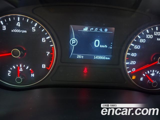 Kia K5 2017 — photo 8