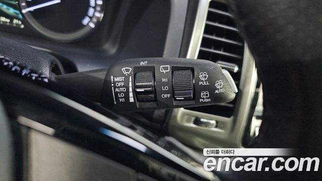 KG Mobility Rexton 2019 — photo 24