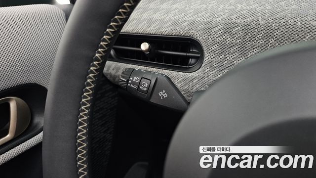 Mini Cooper 2025 — photo 29