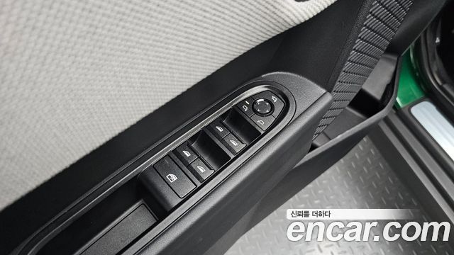 Mini Cooper 2025 — photo 32