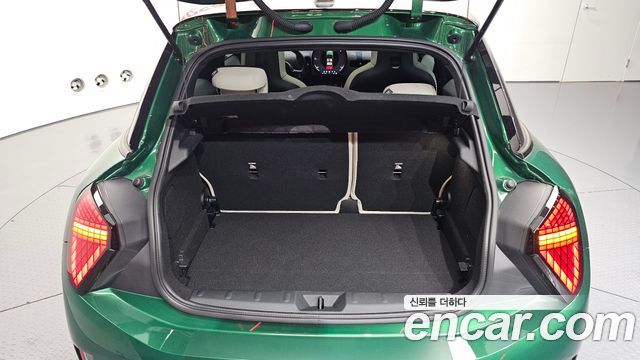Mini Cooper 2025 — photo 34