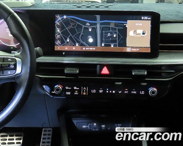 Kia K5 2024 — photo 15