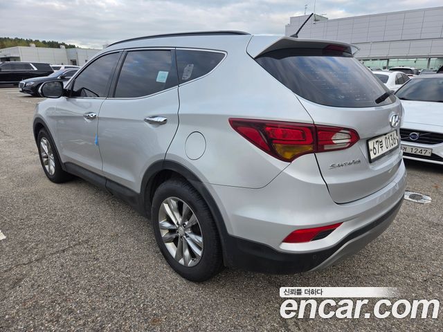 Hyundai Santafe 2017 — photo 3