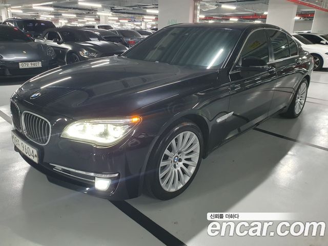 BMW 7-Series 2013 — photo 1