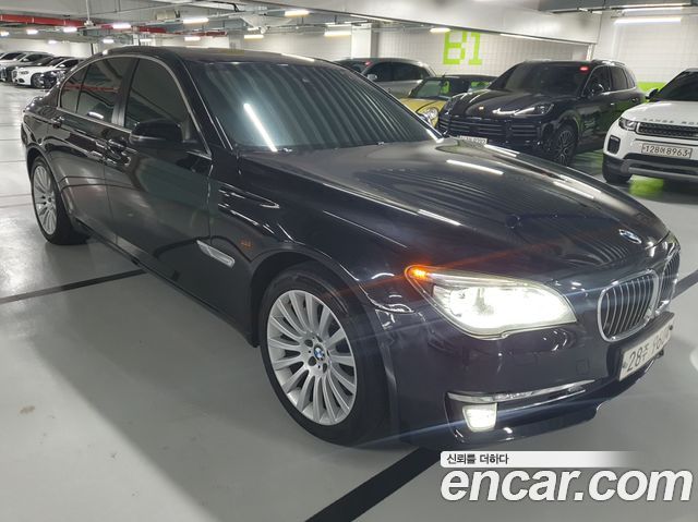 BMW 7-Series 2013 — photo 18