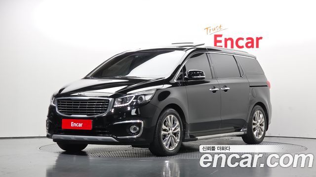 Kia Canival 2015 — photo 1