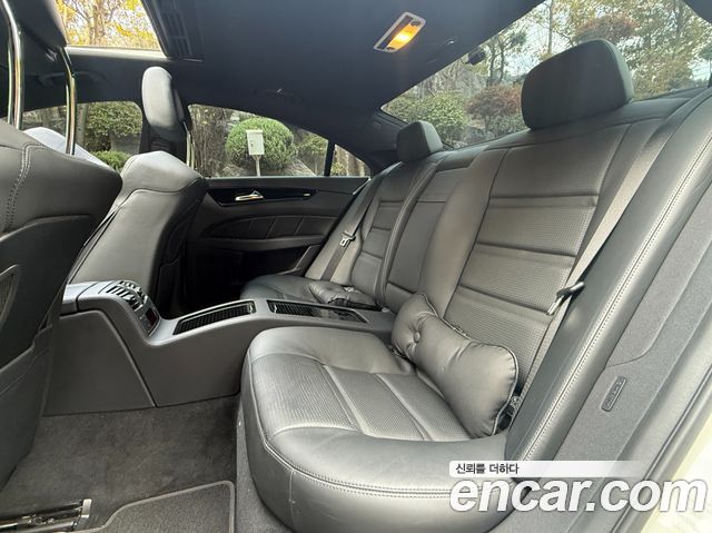 Mercedes-Benz CLS-Class 2016 — photo 14
