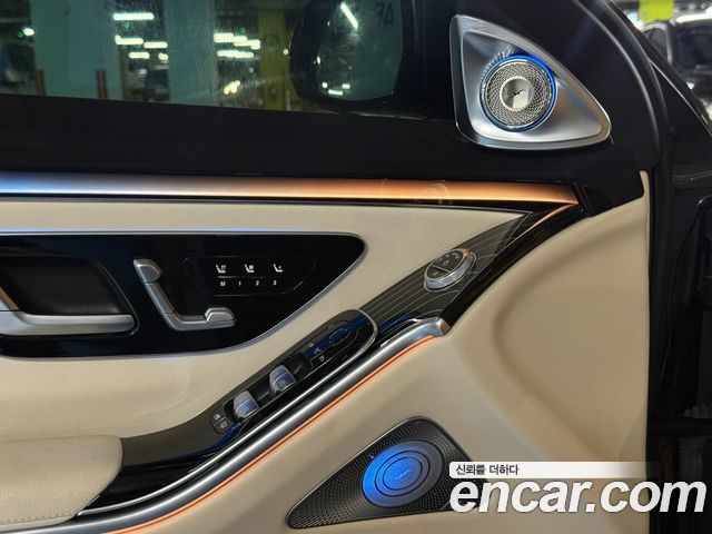 Mercedes-Benz S-Class 2021 — photo 12