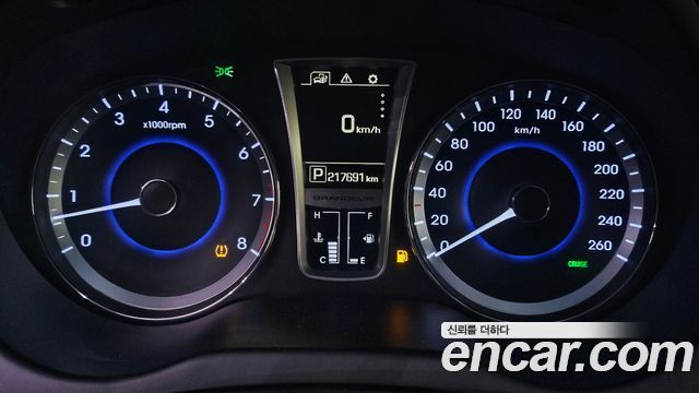 Hyundai Grandeur 2015 — photo 8