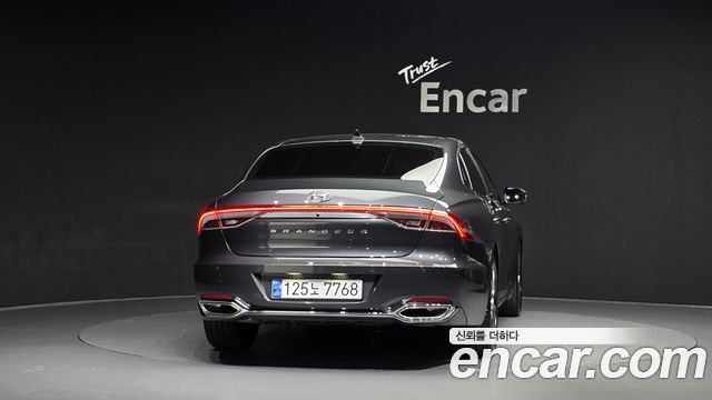 Hyundai Grandeur 2022 — photo 4