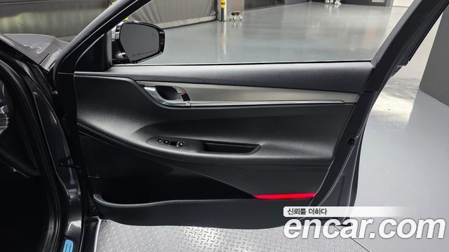 Hyundai Grandeur 2022 — photo 15