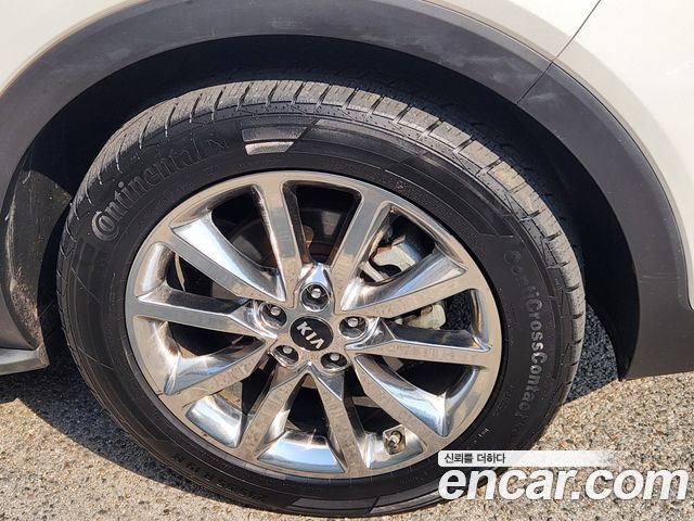 Kia Sorento 2015 — photo 4