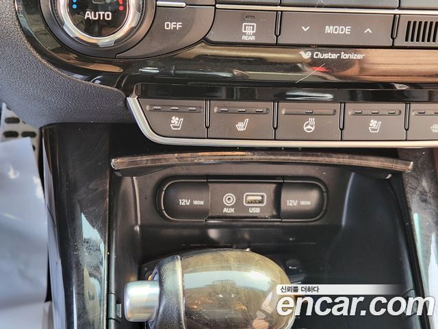Kia Sorento 2015 — photo 16