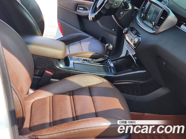 Kia Sorento 2015 — photo 18