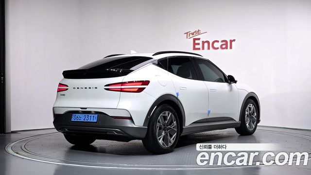 Genesis GV60 2022 — photo 2