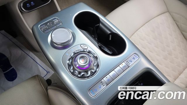 Genesis GV60 2022 — photo 9