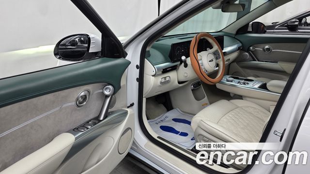 Genesis GV60 2022 — photo 10