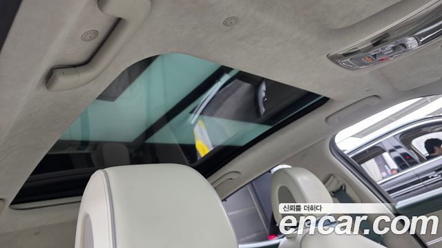 Genesis GV60 2022 — photo 17