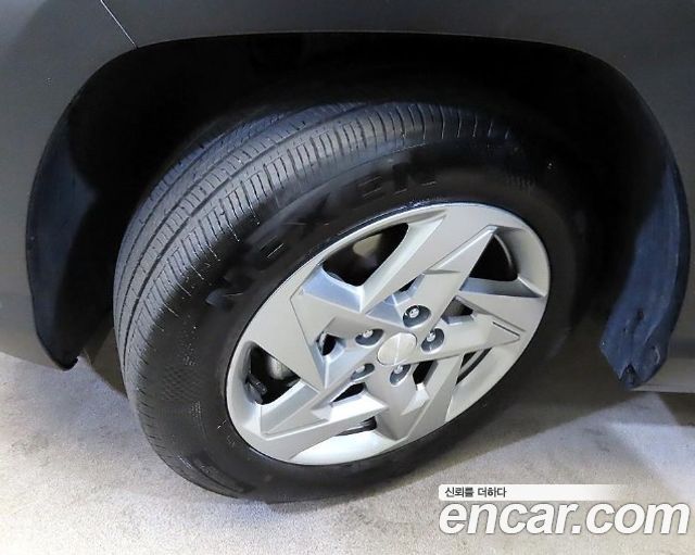 Hyundai Kona 2023 — photo 6