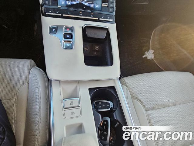 Hyundai Grandeur 2023 — photo 14
