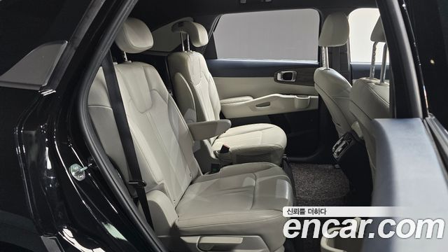 Kia Sorento 2021 — photo 17