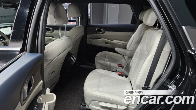 Kia Sorento 2021 — photo 18