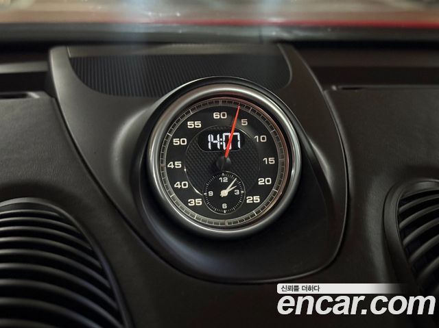 Porsche 718 2019 — photo 7