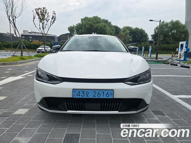 Kia EV6 2022 — photo 2