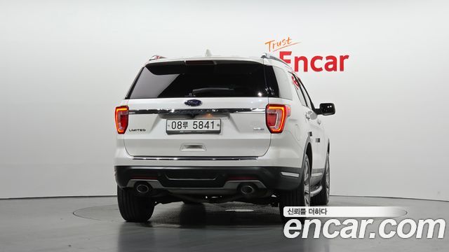 Ford Explorer 2018 — photo 4