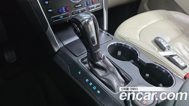 Ford Explorer 2018 — photo 12