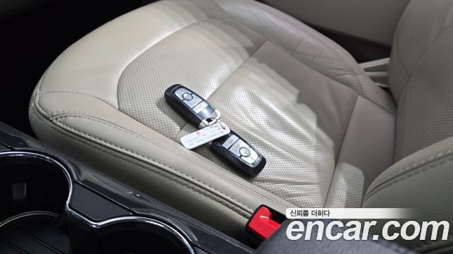 Ford Explorer 2018 — photo 22