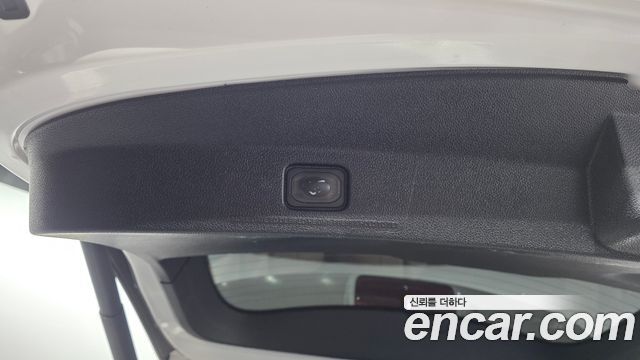Ford Explorer 2018 — photo 24