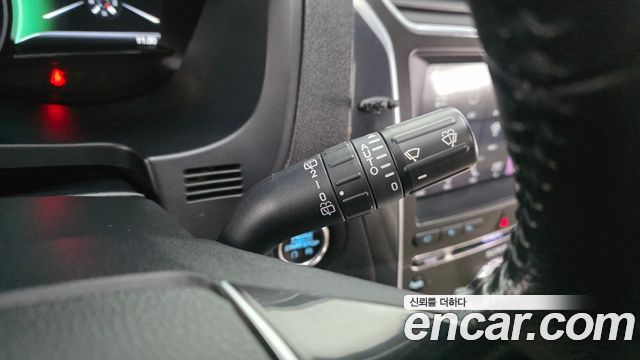 Ford Explorer 2018 — photo 29