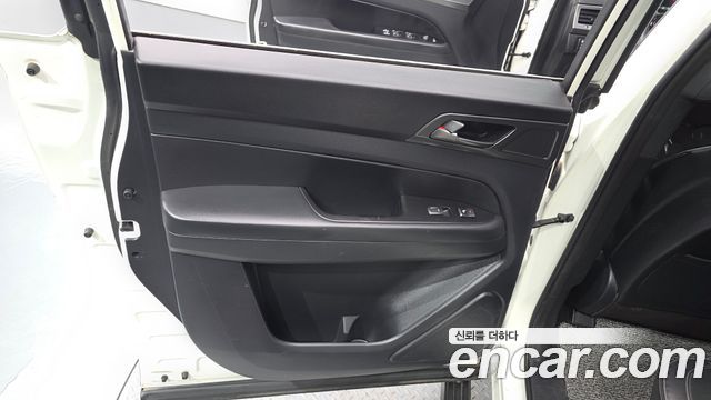 KG Mobility Rexton 2021 — photo 15