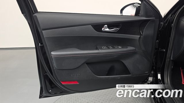 Kia K3 2024 — photo 14