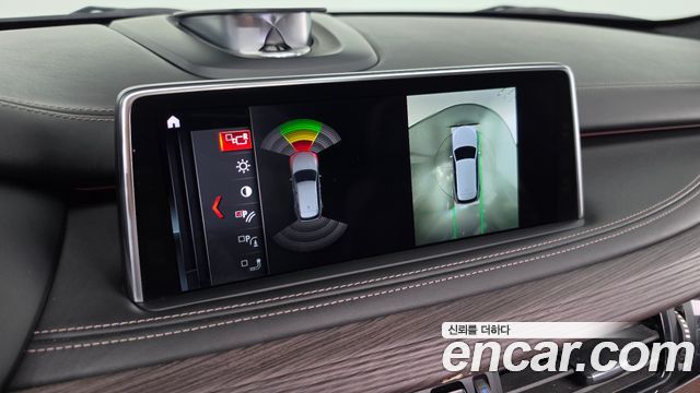 BMW X5 2017 — photo 14