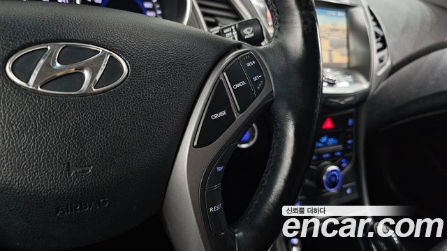 Hyundai AVANTE 2015 — photo 23