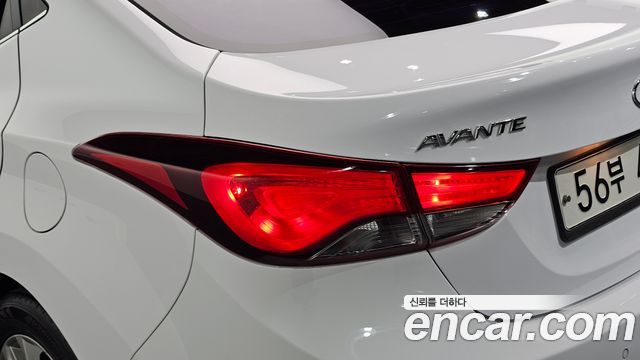 Hyundai AVANTE 2015 — photo 9