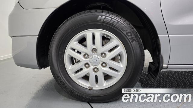 Hyundai Starex 2017 — photo 5