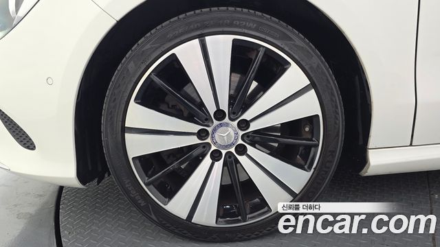 Mercedes-Benz CLA-Class 2017 — photo 5