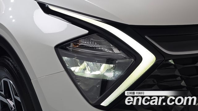 Kia Sportage 2022 — photo 8