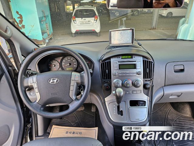 Hyundai Starex 2014 — photo 9