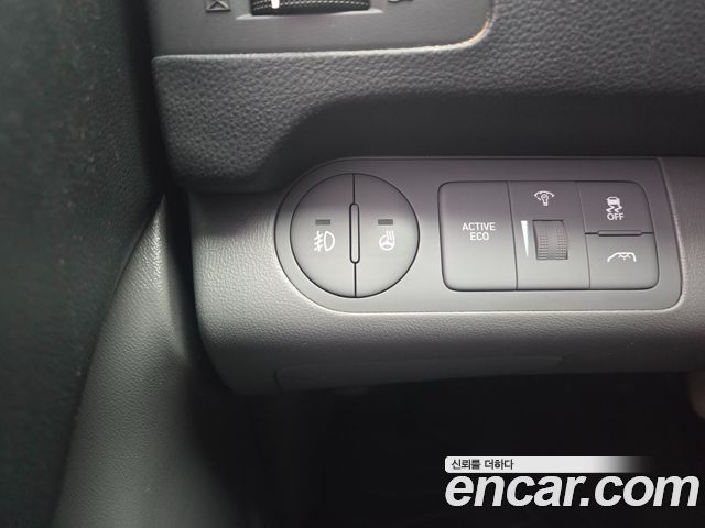 Hyundai Starex 2014 — photo 11
