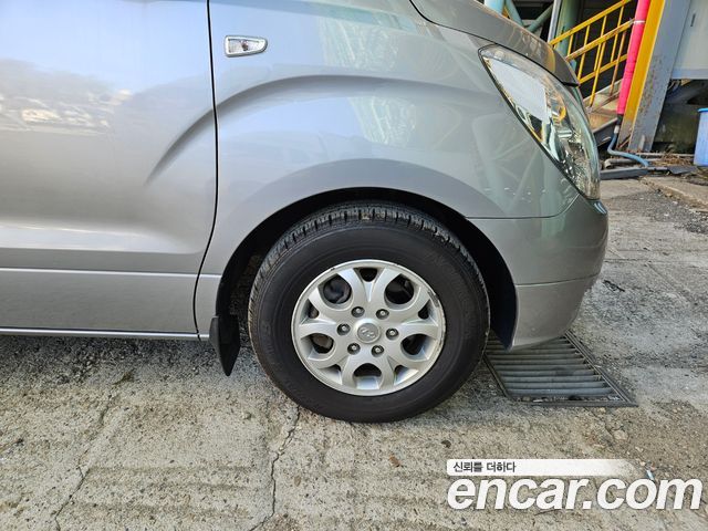 Hyundai Starex 2014 — photo 16