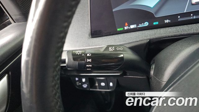 Kia EV6 2023 — photo 29
