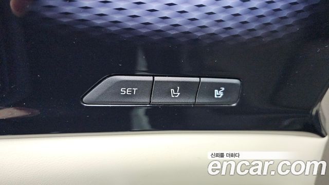 Kia Canival 2023 — photo 23