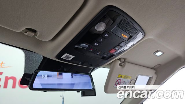 Kia Canival 2023 — photo 26