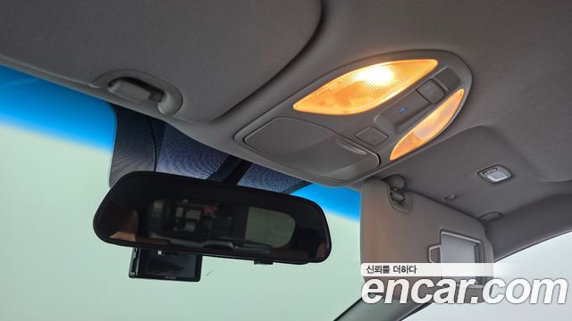 Hyundai Santafe 2018 — photo 21
