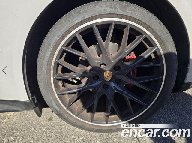 Porsche Panamera 2018 — photo 7