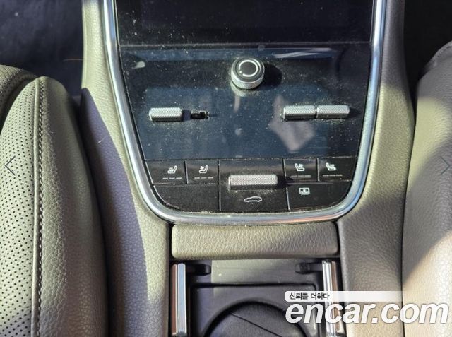 Porsche Panamera 2018 — photo 11